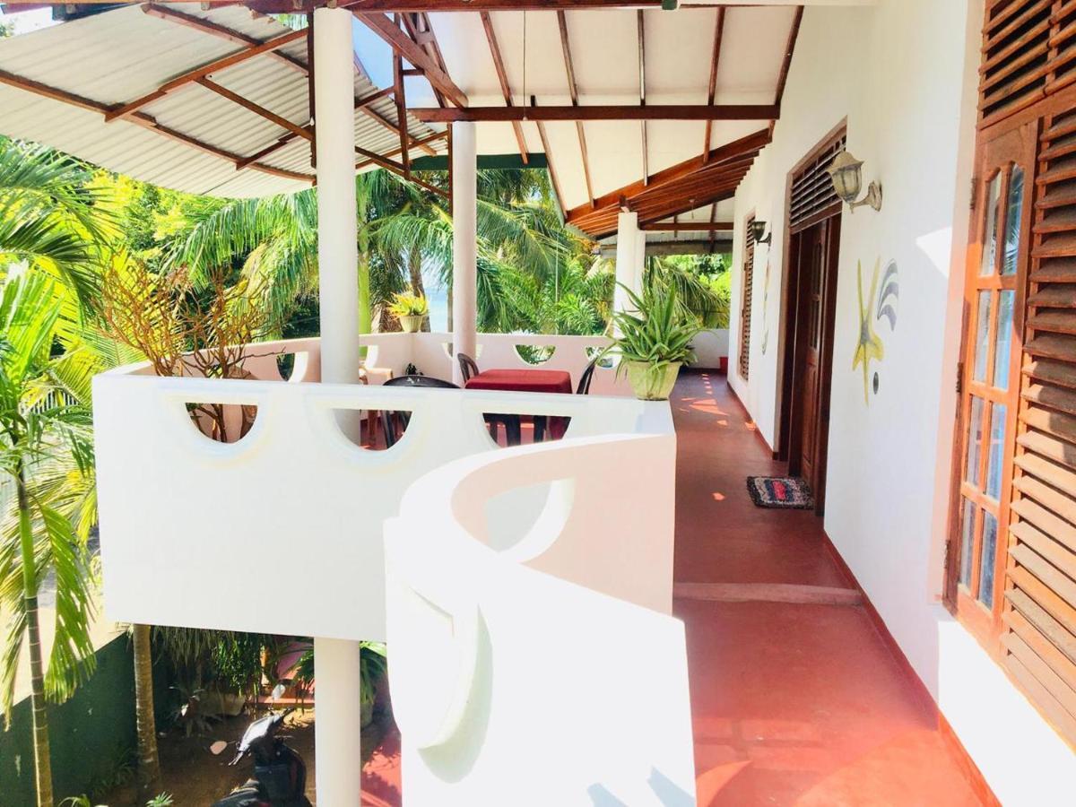 Sunrise Guest House & Restaurant Tangalle Exteriér fotografie
